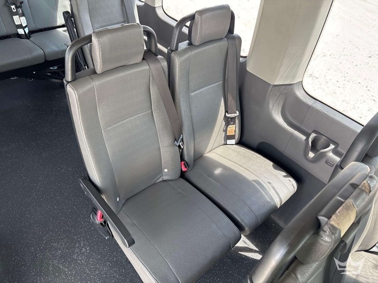2020-ford-transit-image-20