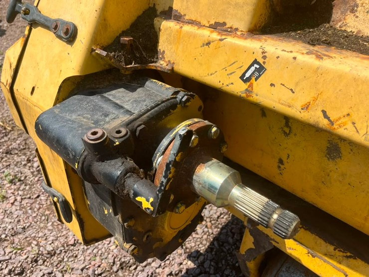 new-holland-356w-image-19