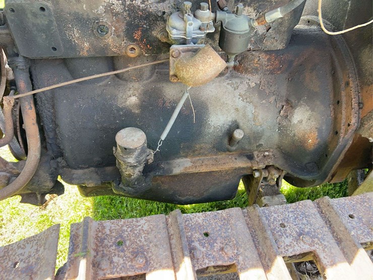 caterpillar-fifteen-image-29