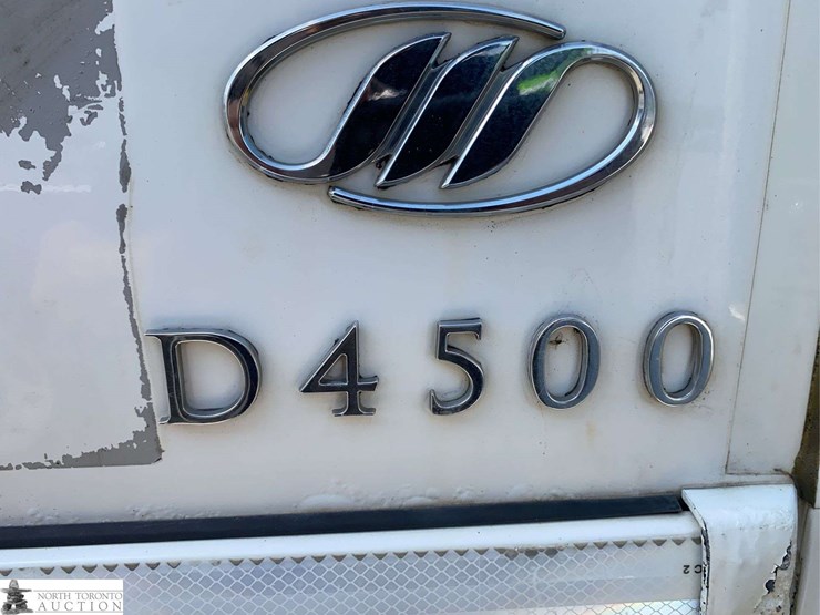 non-operable-2010-motor-coach-industries-d4500-t/a-passenger-wheelchair-accessible-bus-image-29