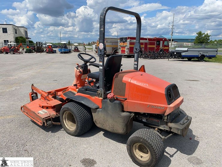 2011-kubota-f3080-image-7
