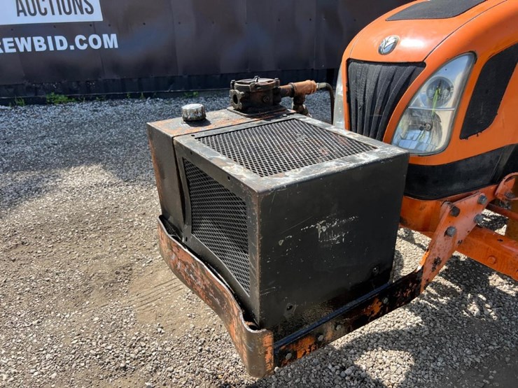 new-holland-tn70a-image-12