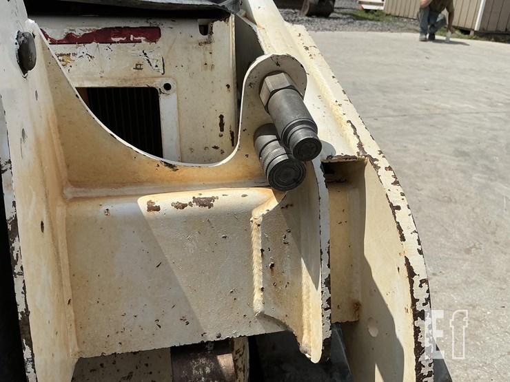 2017-bobcat-mt85-image-13
