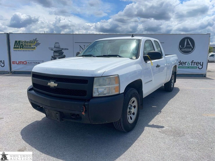 2008-chevrolet-silverado-1500-image-1