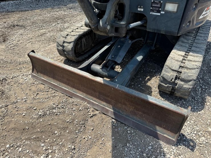 bobcat-e35-image-12