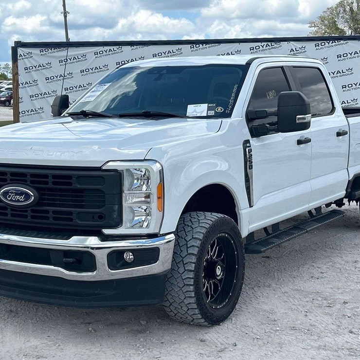 2023 FORD F250