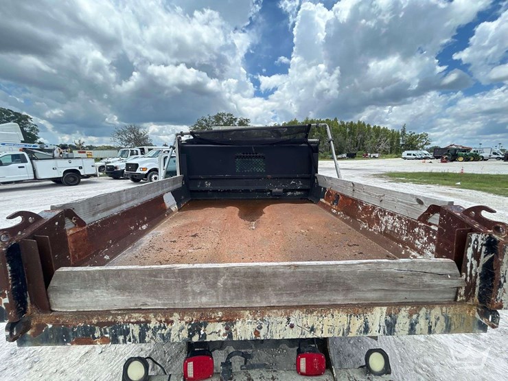 2015-ford-f350-image-11