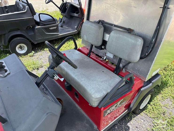 2009-club-car-xrt-800e-electric-utility-cart-image-14