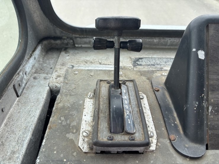 1986-ford-ln700-image-22