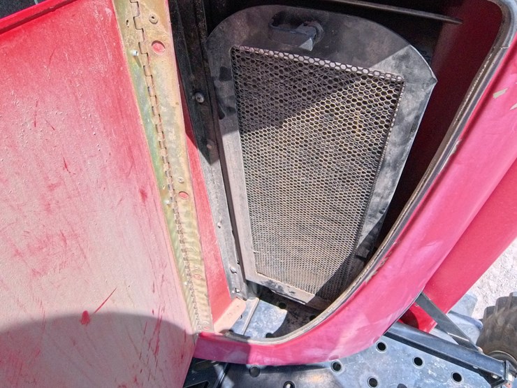 2012-massey-ferguson-9520-image-53