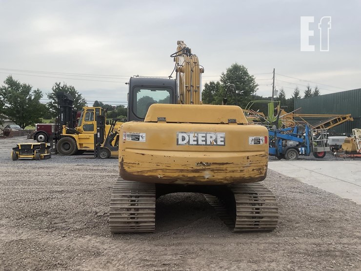 2005-deere-120c-image-3