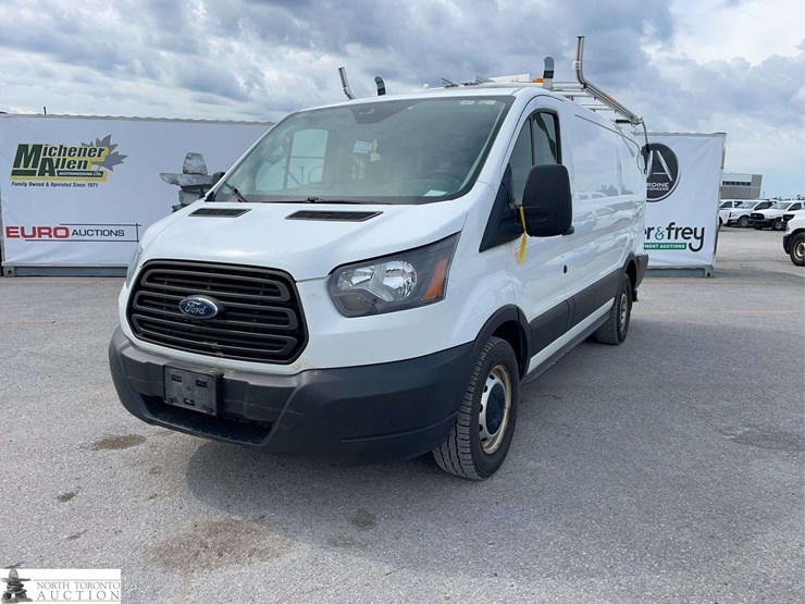 2019-ford-transit-image-1