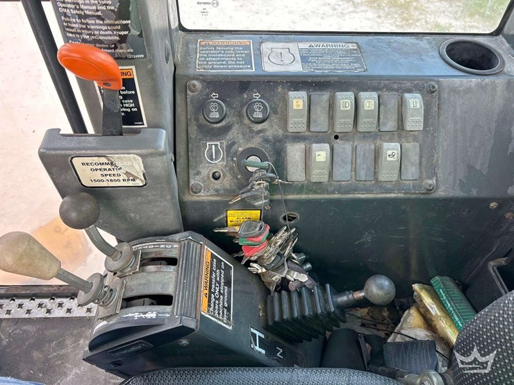 2003-volvo-g86-image-11