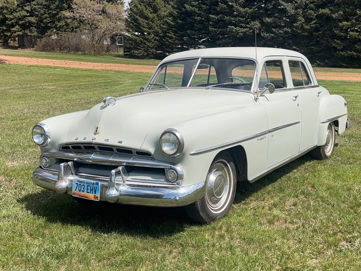 1952-dodge-meadowbrook-sedan-image-1