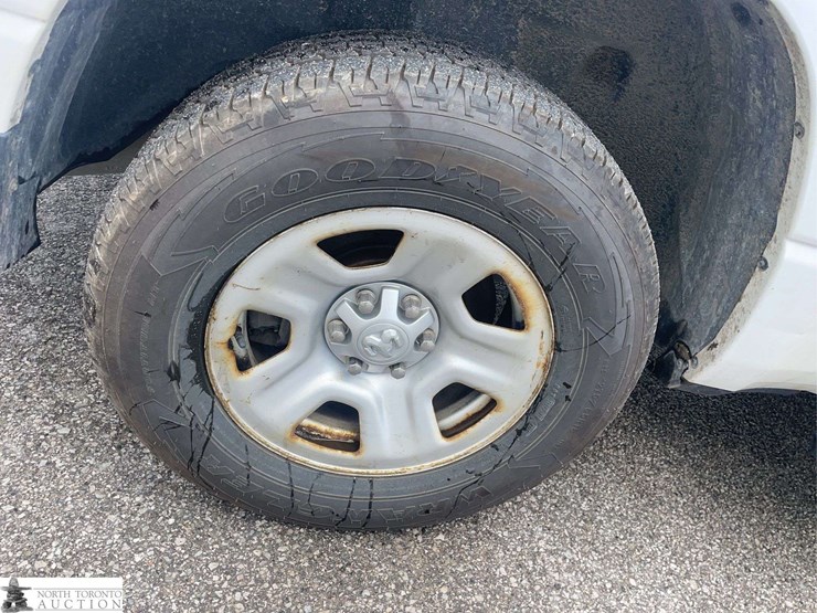 2019-dodge-1500-image-22