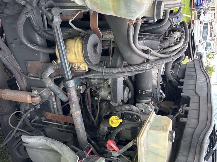 2014-international-durastar-4300-image-10