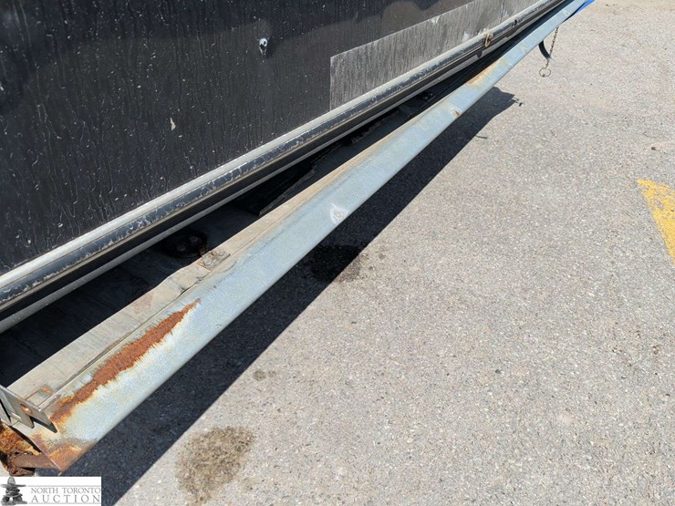 2011-l&b-moore-s/a-enclosed-trailer-image-18