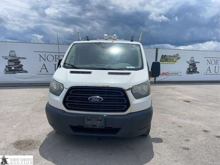 2016-ford-transit-image-2
