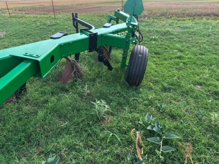 john-deere-3700-image-8