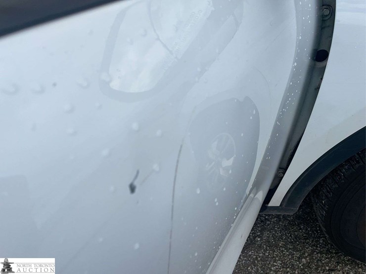 2021-ford-escape-image-28