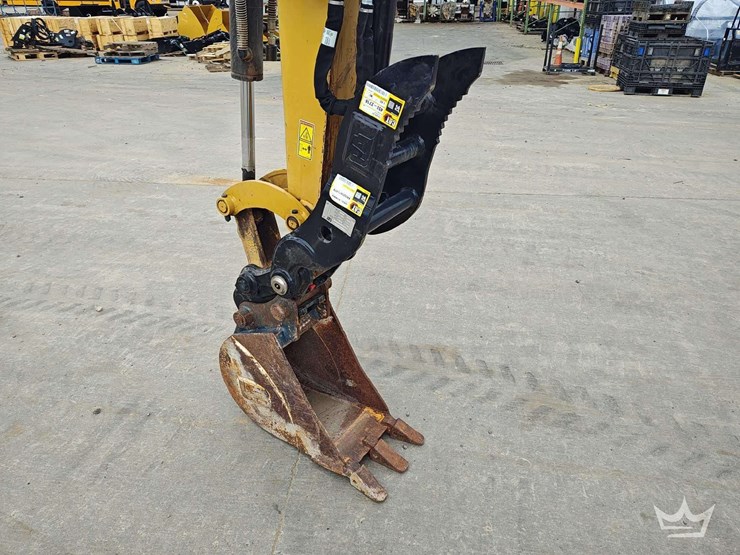 2022-caterpillar-303.5-image-56