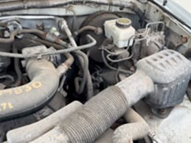2013-nissan-frontier-image-9