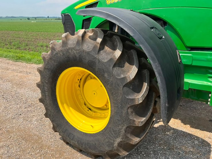 john-deere-8330-image-41