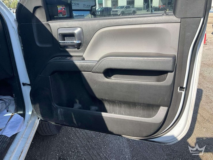 2019-chevrolet-silverado-3500hd-image-24
