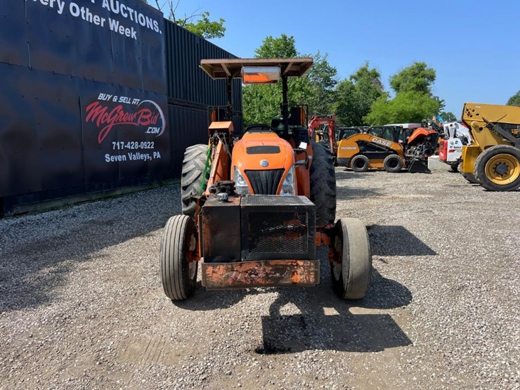 new-holland-tn70a-image-11
