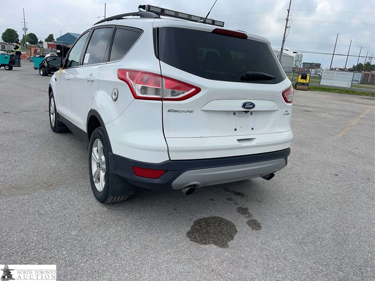 2016-ford-escape-image-7