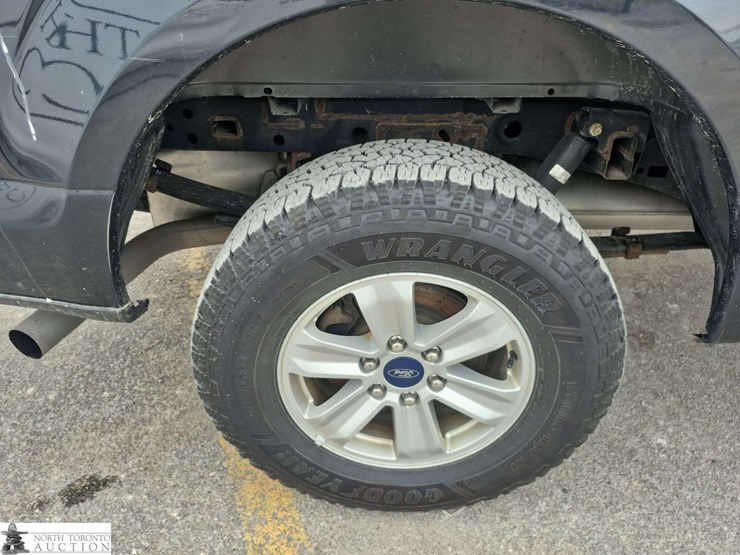 2018-ford-f150-image-25
