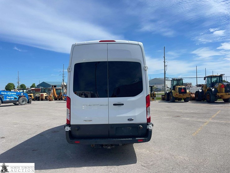 2016-ford-transit-image-6