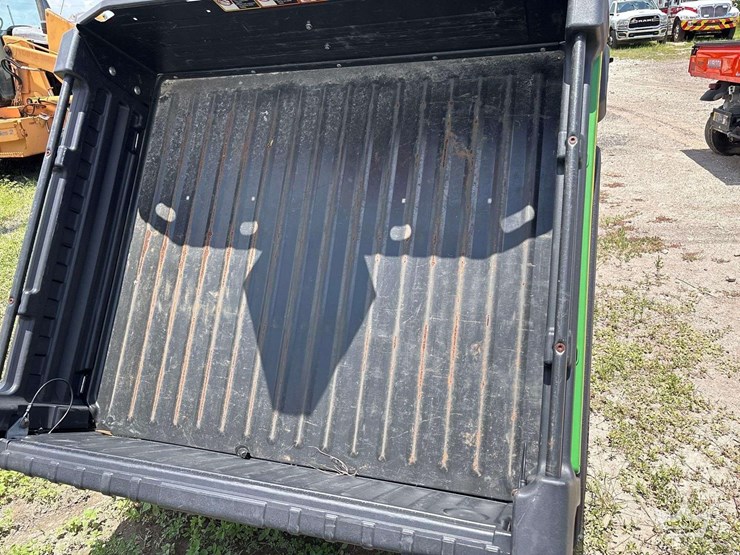 2023-john-deere-hpx615e-4x4-gas-utility-cart-image-22