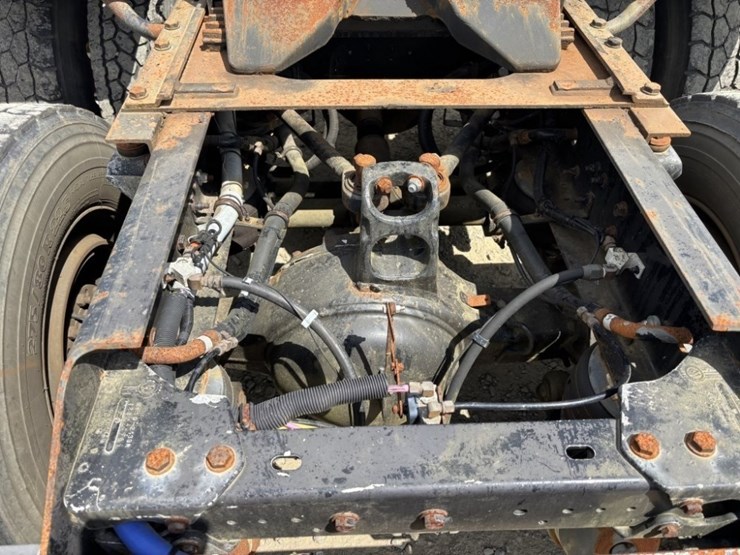 2004-kenworth-t800-image-19