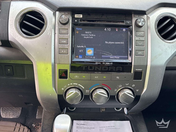 2014-toyota-tundra-image-17