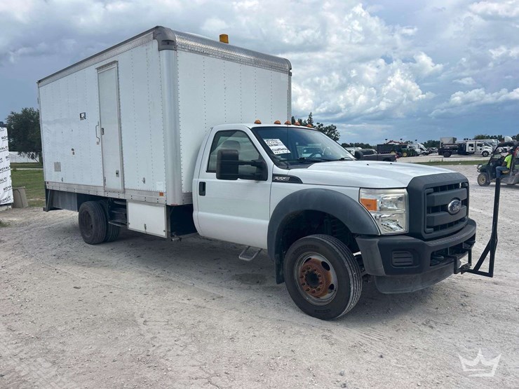 2015-ford-f550-image-2