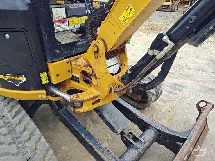 2022-caterpillar-303.5-image-73