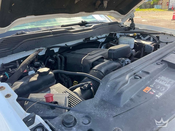 2019-chevrolet-silverado-3500hd-image-15