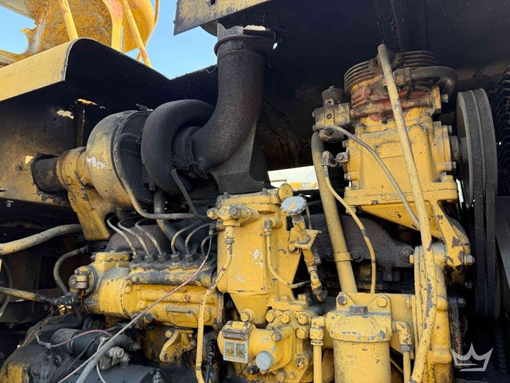 1965-caterpillar-966b-image-8