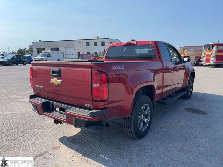 2015-chevrolet-colorado-image-5