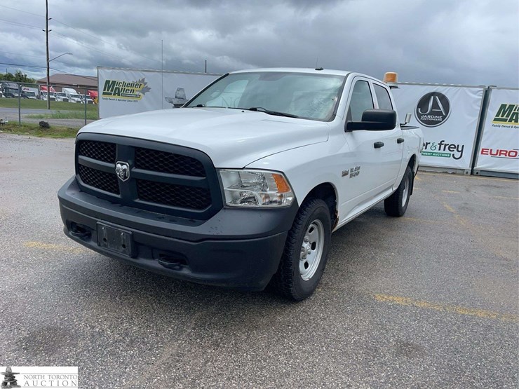 2014-dodge-1500-image-1