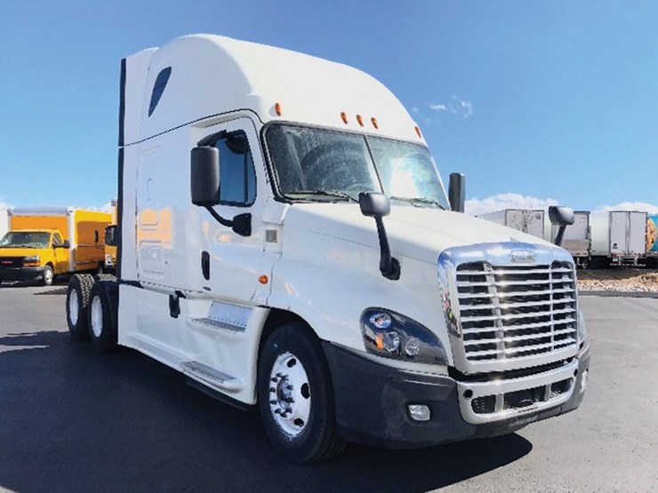 2018-freightliner-cascadia-125-evolution-image-1