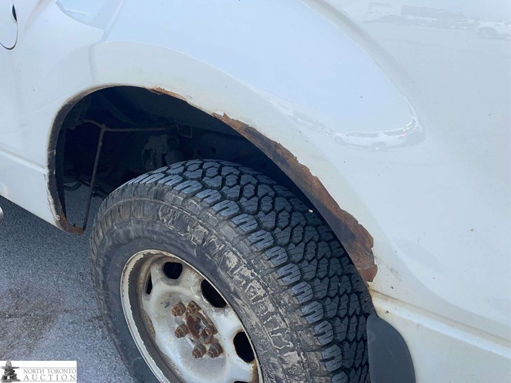 2014-ford-f150-image-31
