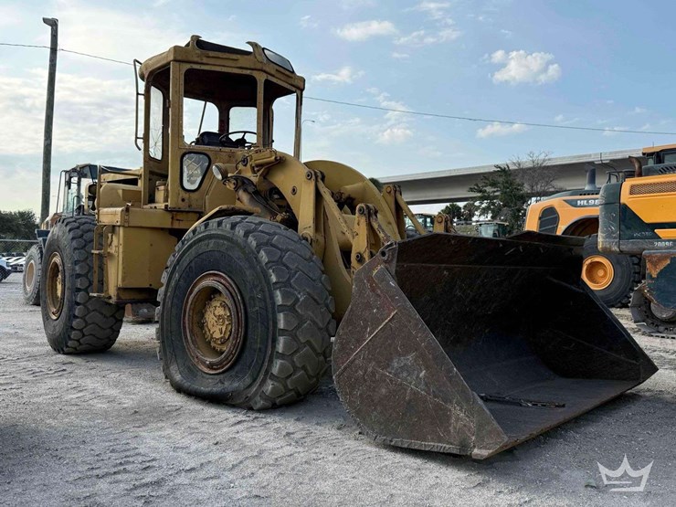 1965-caterpillar-966b-image-2