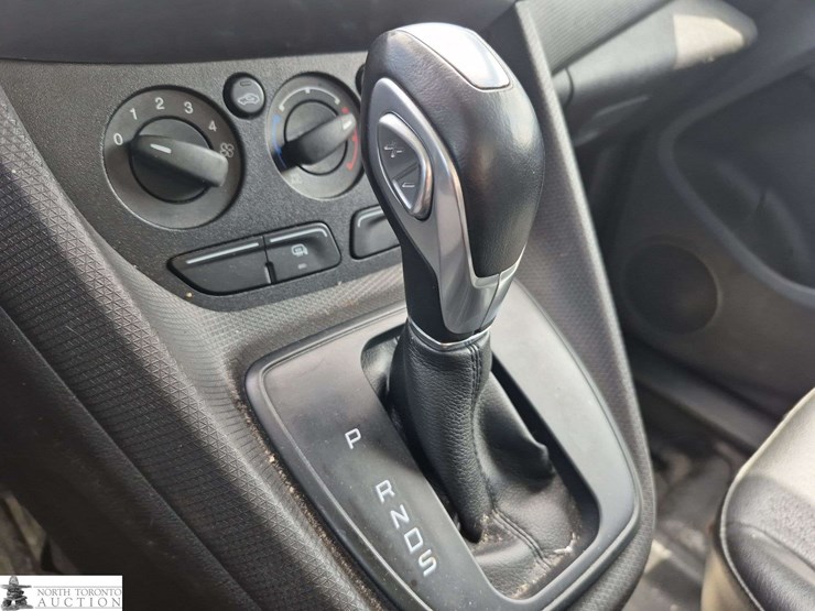 2017-ford-transit-connect-image-20