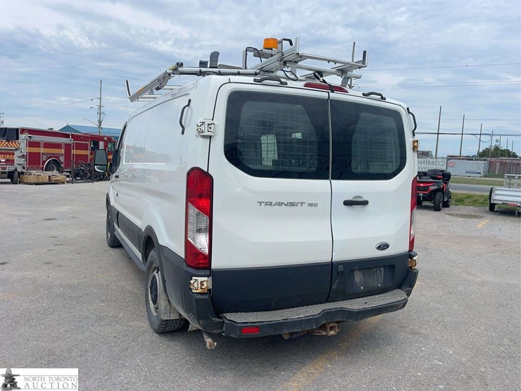 2017-ford-transit-image-7