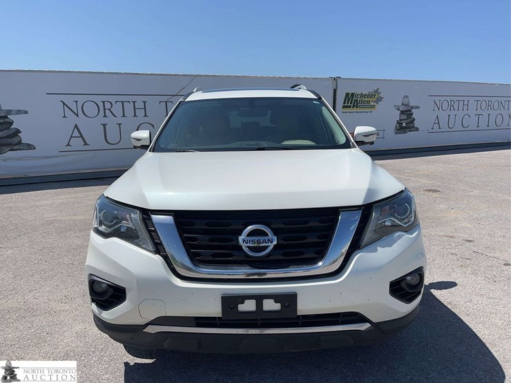 2020-nissan-pathfinder-image-2