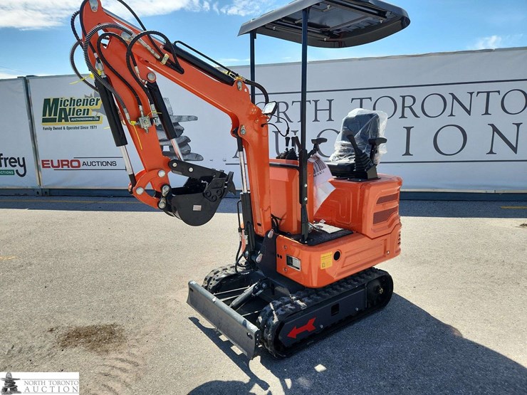 unused-2025-machpro-319-orange-blt-1-mini-excavator-image-1