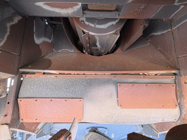 2012-massey-ferguson-9520-image-83