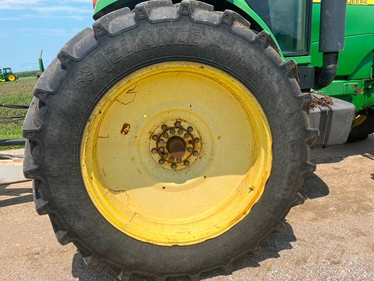 john-deere-8330-image-20